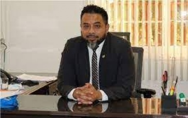 Somohardjo:  Het is nooit de bedoeling om 30.000 ambtenaren op straat te zetten.