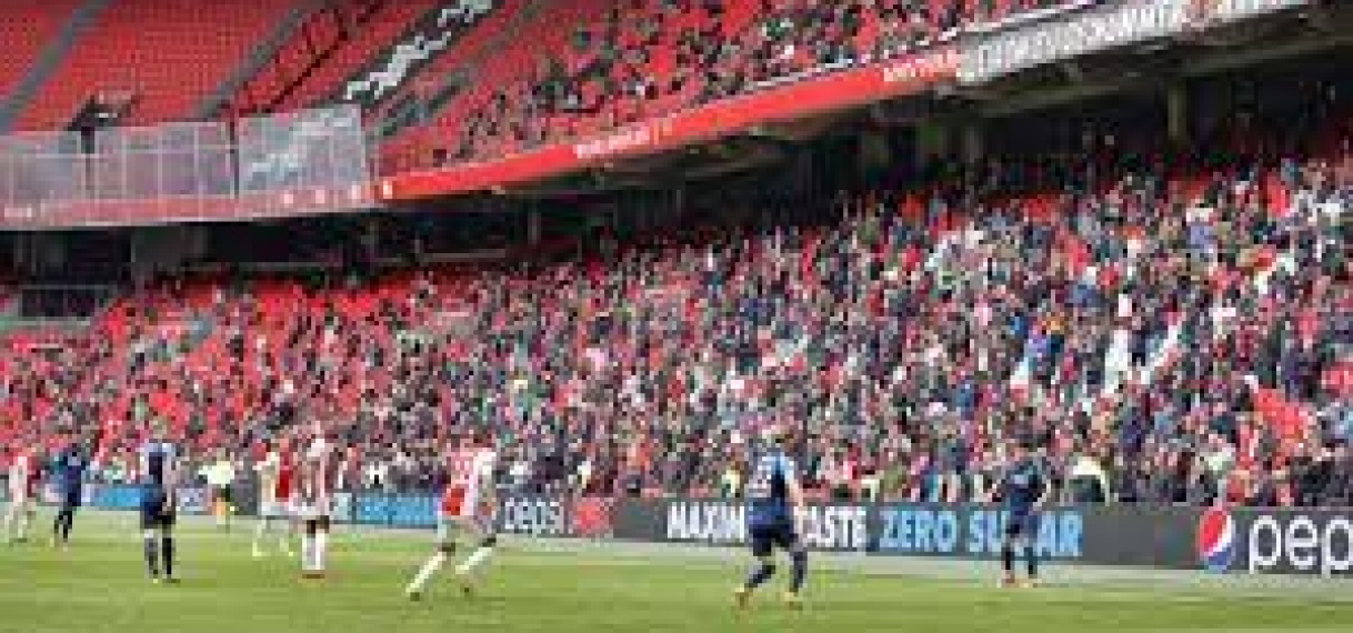 Tot 1 september geen volle stadions bij duels in betaald voetbal