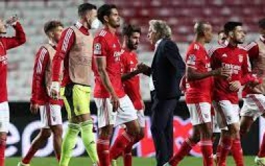 Geloof groeit bij Benfica-coach Jesus na overwinning op ‘geweldig’ PSV