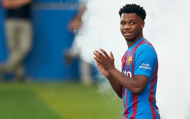 Koeman heeft Ansu Fati na 9,5 maand terug bij groepstraining Barcelona