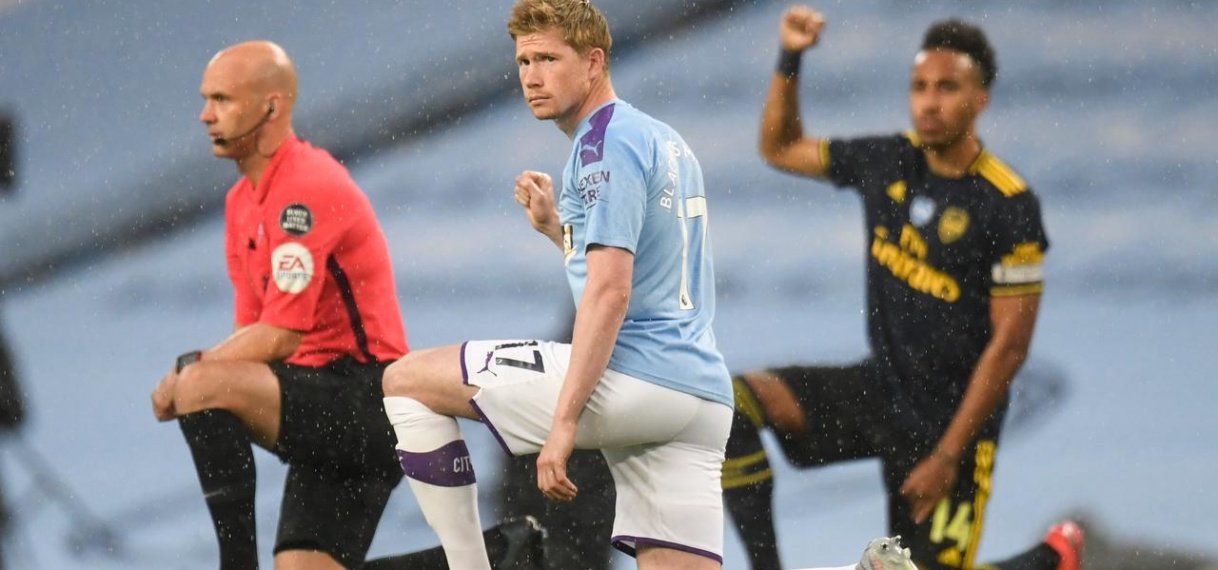 Spelers in Premier League knielen ook dit seizoen als protest tegen racisme