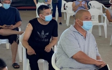 Mogelijk 3e prik voor personen die gevaccineerd zijn met Sinopharm