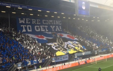 Heerenveen vernoemt tribunes naar clubiconen Van der Velde en De Haan