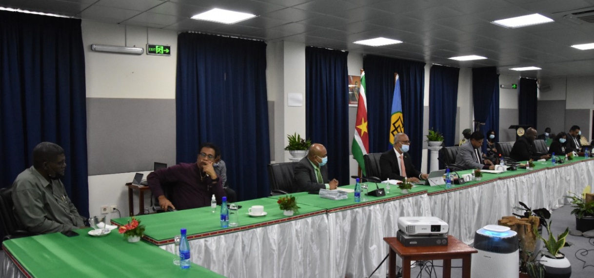 Regering installeert Speciaal Tripartiet Overleg