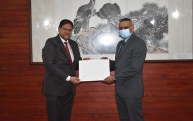 Nieuwe directeur DNV Shivanand Ramlall