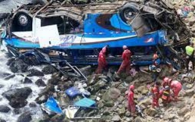 Tientallen doden bij bus-en bootongeluk in Peru