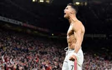 Ronaldo oogst lof bij United na nieuwe mijlpaal: ‘Hij heeft impact op iedereen’
