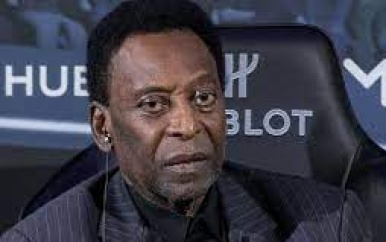 Pelé mag acht dagen na darmoperatie intensive care verlaten