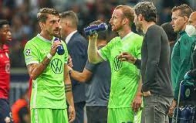 Van Bommel tevreden met 0-0 tegen Lille: ‘Van ons win je niet zo makkelijk’