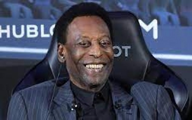 Voetballegende Pelé herstelt goed van operatie aan tumor in dikke darm