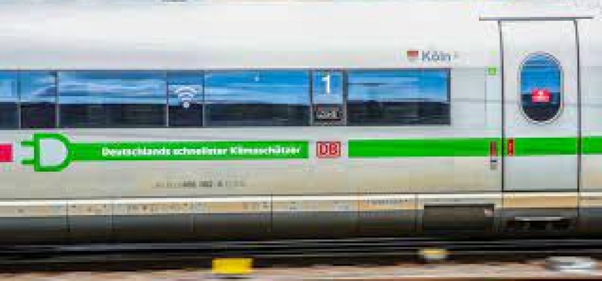 Schilderij van 25.000 euro gestolen van slapende man in Duitse trein
