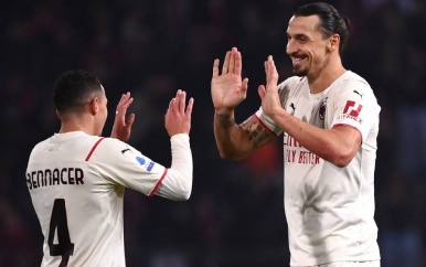 Serie A-spektakel: eigen goal Zlatan, twee rode kaarten Bologna en winst AC Milan.