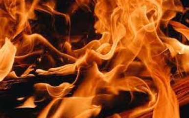 Handelszaak, motel en woning afgebrand te Ronaldo
