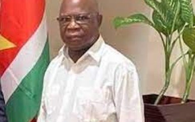 Adviseur van de vicepresident van de Republiek Suriname heengegaan