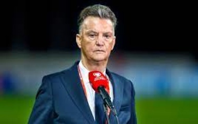 FIFA praat met Van Gaal en andere bondscoaches over nieuwe voetbalkalender