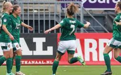 Feyenoord Vrouwen ontsnapt en neemt koppositie in Eredivisie over van PEC