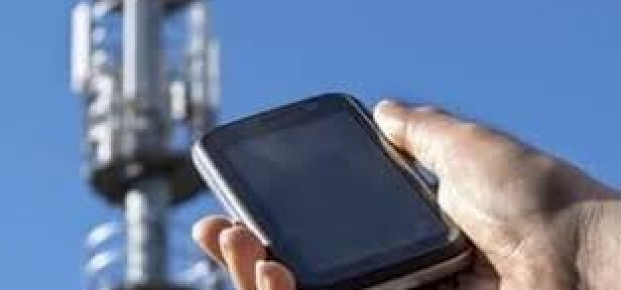Bewoners Sela aan Boven-Tapanahony ontberen Digicel-bereik