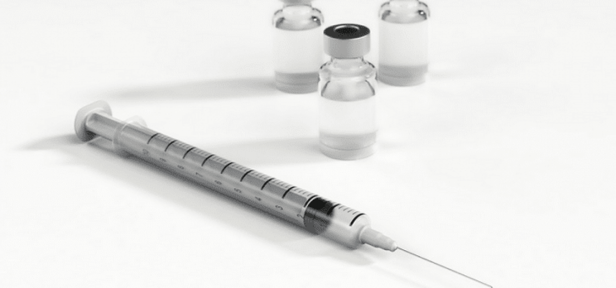 Boostervaccinatie en tweede prikje na besmetting aangeraden