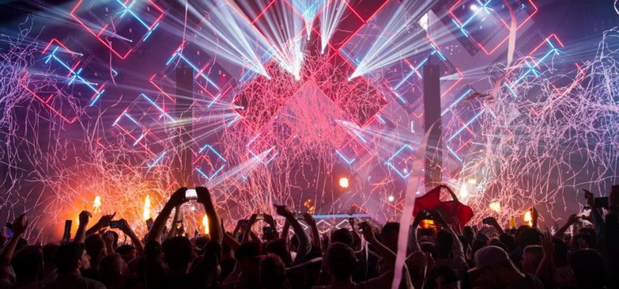 Illegale feesten in december kunnen zorgen voor 5e COVID-19 golf