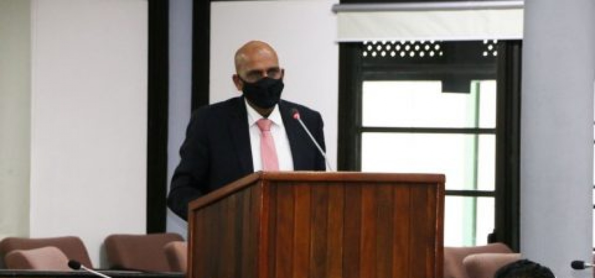 Minister Achaibersing: “Wijziging Bierwet heeft financiële voordelen voor de staat”