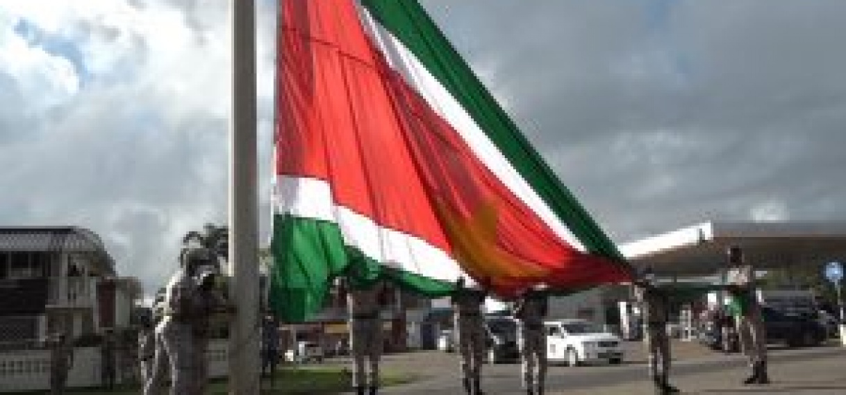 Surinaamse mammoetvlaggen illustreren nationalistisch bewustzijn