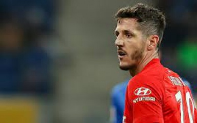 Montenegrijnse sterspeler Jovetic mist duel met Oranje door coronabesmetting
