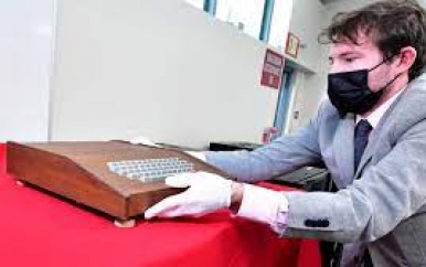 Door Steve Jobs gebouwde Apple-computer geveild voor 400.000 dollar