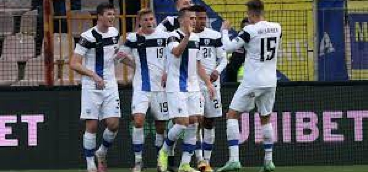 Tien Finnen schudden concurrent Bosnië van zich af in strijd om WK-ticket