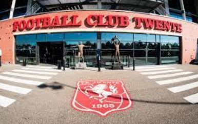 Algemeen directeur al na 4,5 maand weg bij FC Twente: ‘Er is geen match’