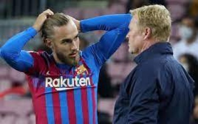 ‘Barça’-verdediger Mingueza haalt uit naar Koeman: ‘Geloofden niet in het plan’