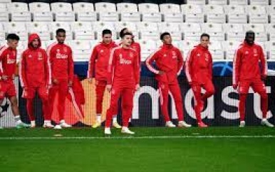 Wat heeft Ajax aan groepswinst? Geen extra inkomsten, geen United of Bayern