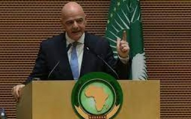 Afrika unaniem voor tweejaarlijks WK, Infantino denkt dat Europa bang is