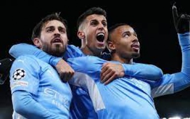 City klopt PSG in strijd om groepswinst, troosteloze avond voor Club Brugge