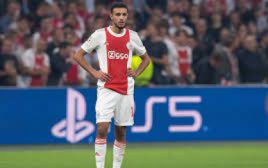 Mazraoui keert terug in Ajax-selectie voor Champions League-duel in Dortmund