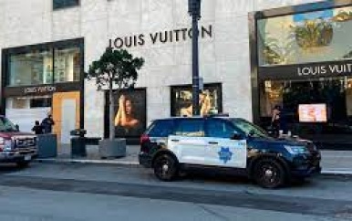 Bendes plunderen luxe warenhuis in San Francisco