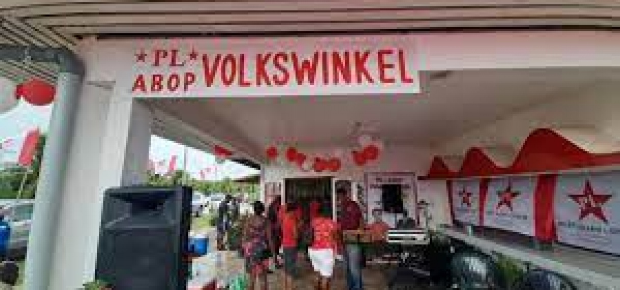 PL opent Volkswinkel in Coronie