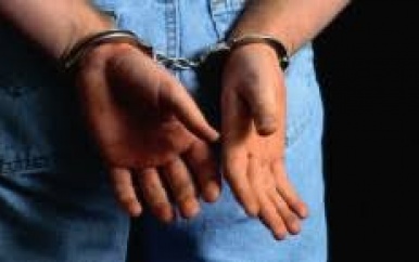 Inbraak op politieafdeling die is ondergebracht te domeinkantoor; twee verdachten aangehouden