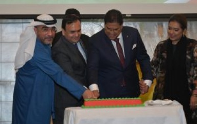 President Santokhi nodigt zakenlui in Dubai uit voor investeringsmogelijkheden