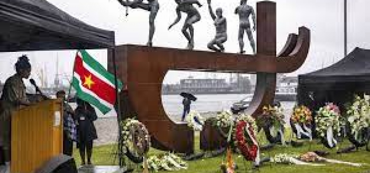 Gemeente Rotterdam biedt excuses aan voor slavernijverleden