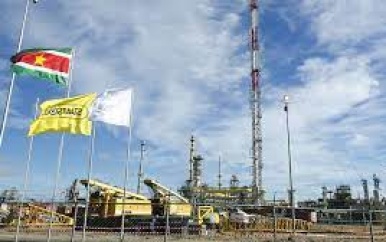 Investeerder uit Dubai trekt ruim 100 miljoen uit voor nieuwe oliehaven in Suriname