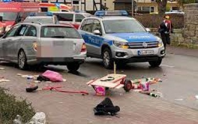 Levenslang voor aanslag met auto bij carnavalsoptocht in Duitsland
