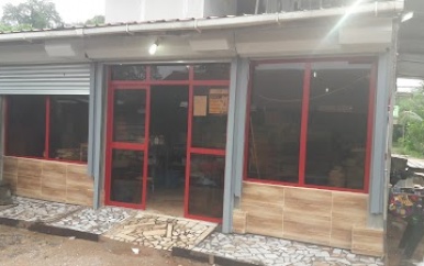 Winkels in Sarakreek gebied voldoen niet aan vergunningsvoorwaarden