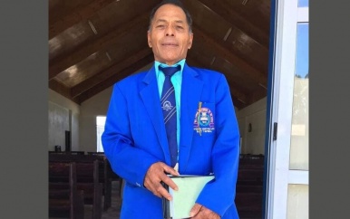 Man (57) uit Tonga overleeft tsunami na zwemtocht van 27 uur