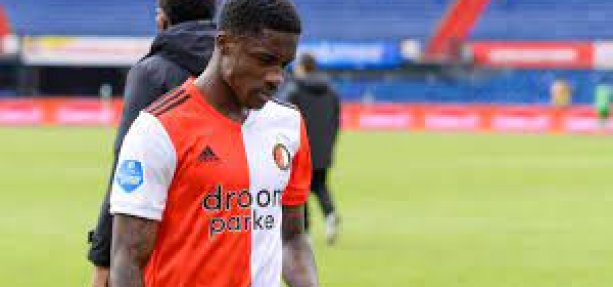 Feyenoorder Conteh maakt seizoen na mislukte verhuurperiode af bij Dordrecht
