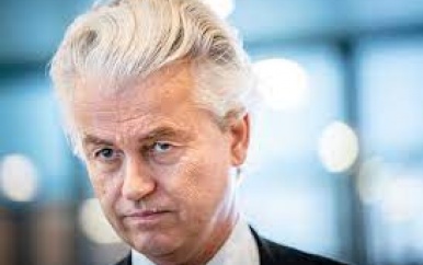 Geert Wilders bij rechtbank om terreurverdachten te zien die hem wilden onthoofden