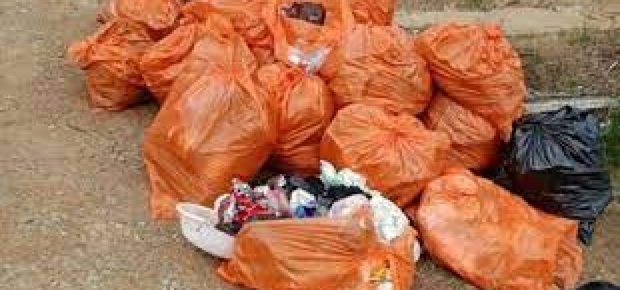 Gemeenschap Brokopondo baalt over gebrekkige vuil ophaaldienst