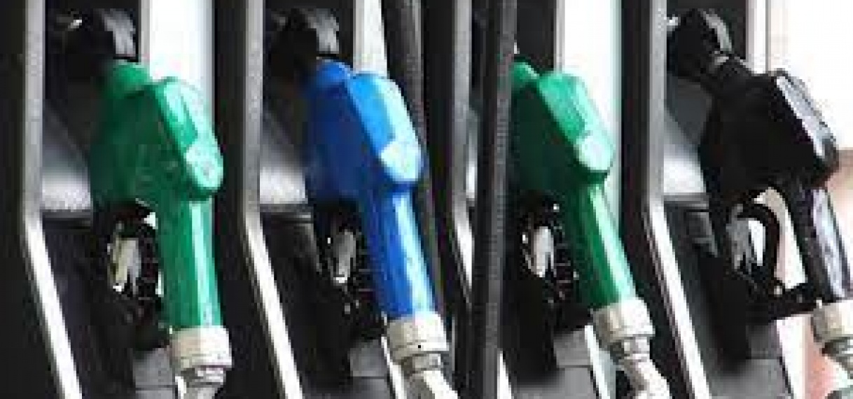 Benzineprijs omlaag door dalende wereldmarktprijs