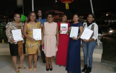 Suriname 19 bibliotheek professionals rijker
