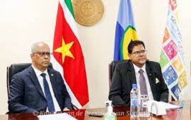 President Santokhi neemt virtueel deel aan tussentijdse Caricom staatshoofden vergadering