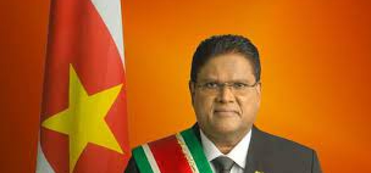 President gaat in op kritiek jaardagdans
